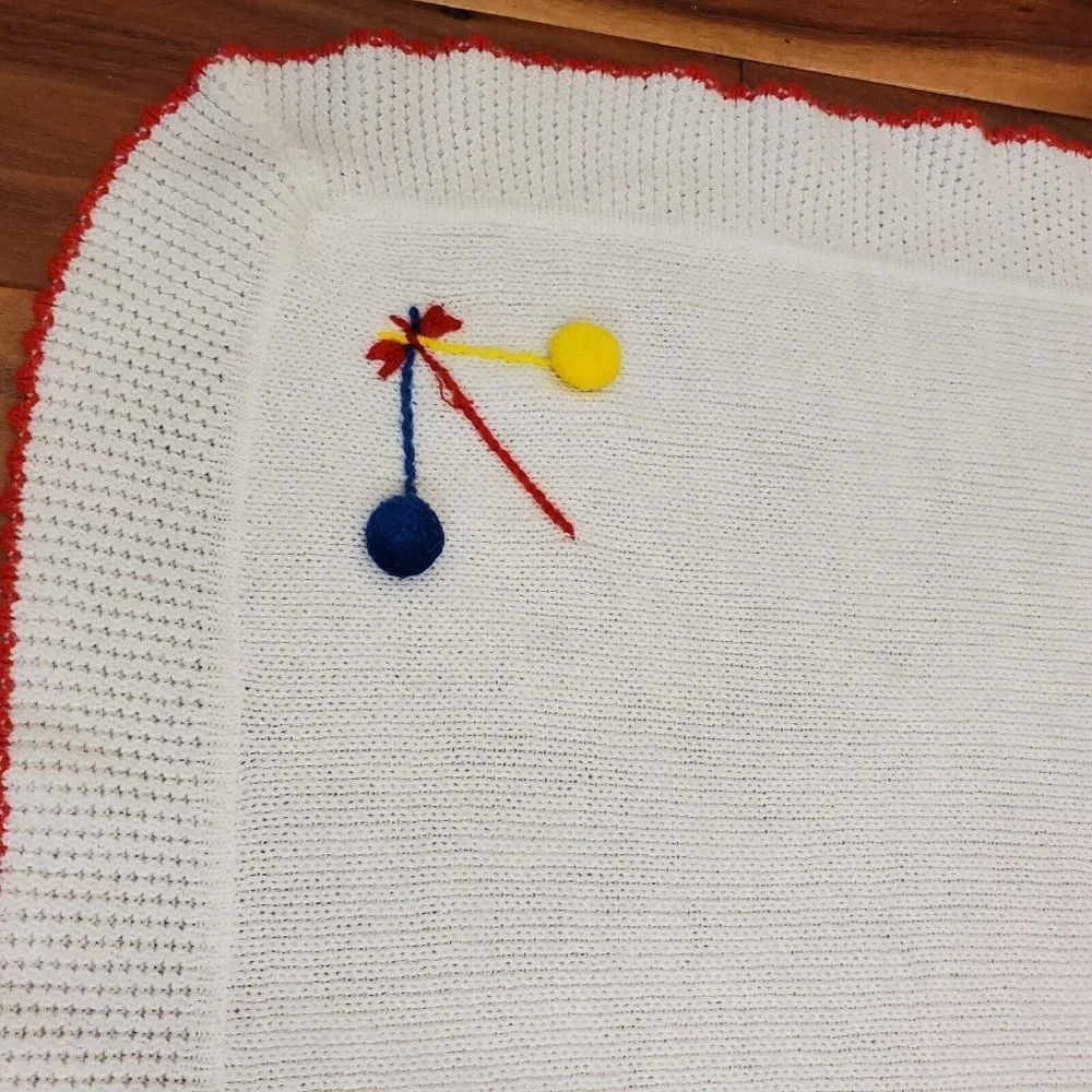 Vintage Yellow Bird White Knit Baby‎ Blanket Pom Balloons Acrylic 36x43